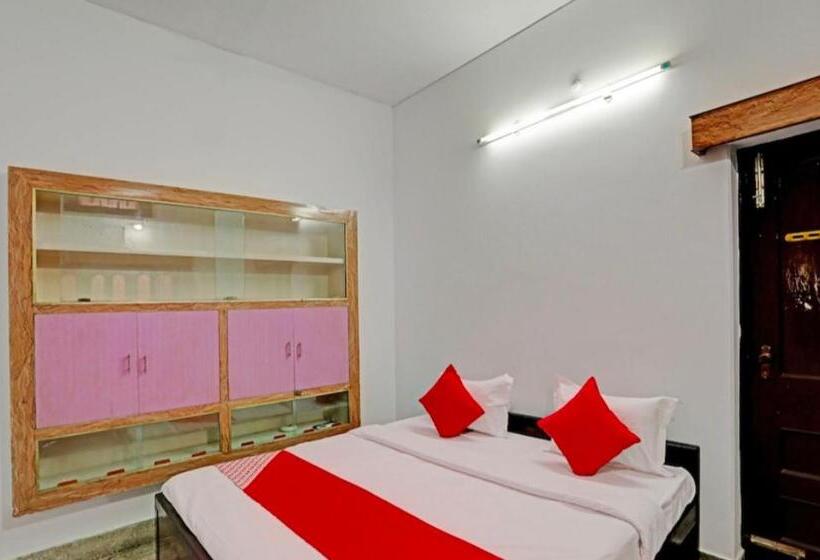 بنسيون Shivaay Guest House