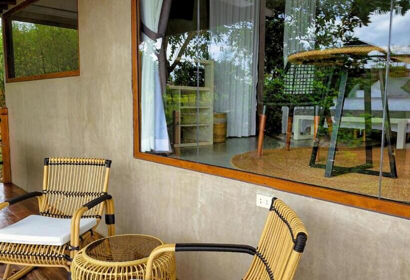 펜션 Sofia S Lake Resort Cavinti