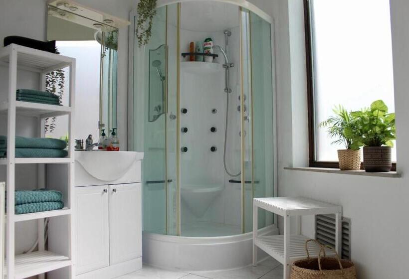 Пансион Spacious Cozy Private Suite