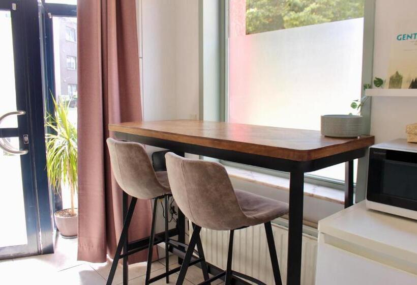 Пансион Spacious Cozy Private Suite