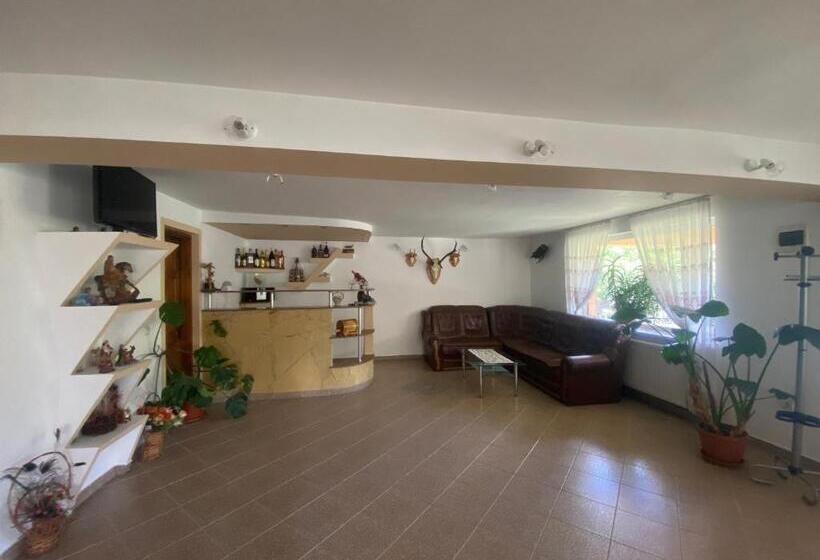 ペンション Vila Roxy