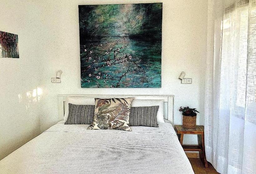 Пансион Villa Marlena, Calonge, 1 Amazing Private Studio Appartement With Private Pool In Quiet Area, Adults