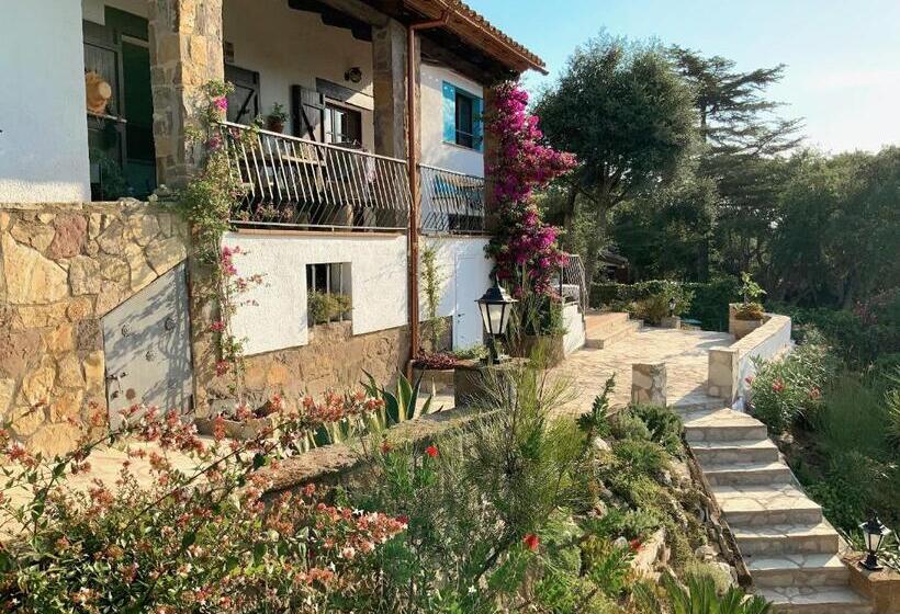 Пансион Villa Marlena, Calonge, 1 Amazing Private Studio Appartement With Private Pool In Quiet Area, Adults