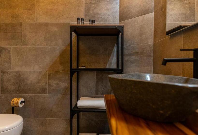 منتجع The Vinum Suites