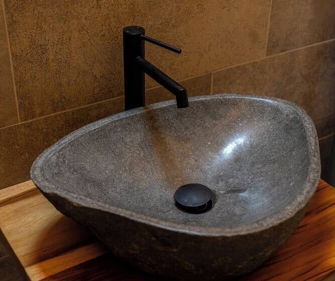 منتجع The Vinum Suites