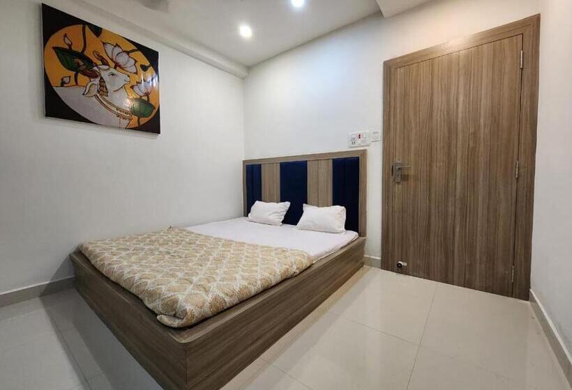 Shyam Hotel Deoghar