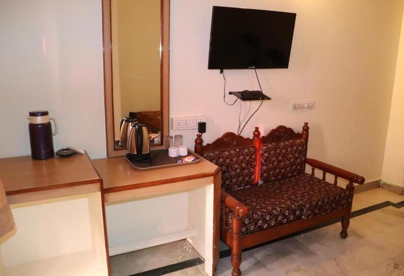 The Xpress A Jhm Hotels