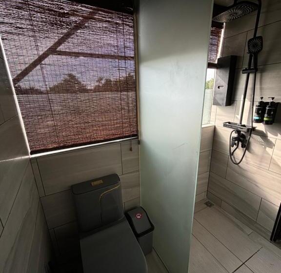 הוסטל Spa Shalom Suites