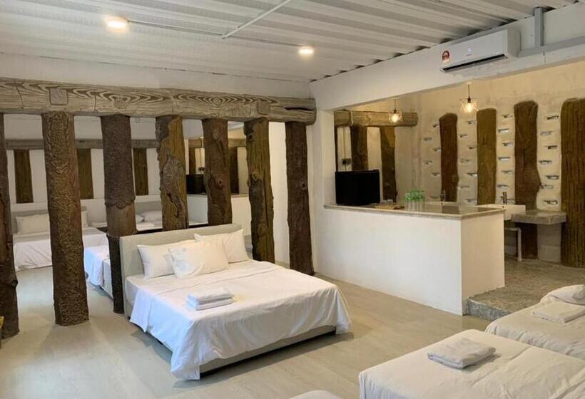 مبيت وإفطار Al Villa Kecv