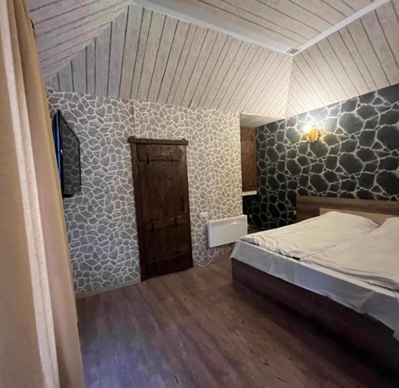 Bed and Breakfast Belveder Eco Resort