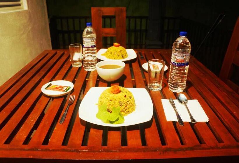 مبيت وإفطار Danu Resort