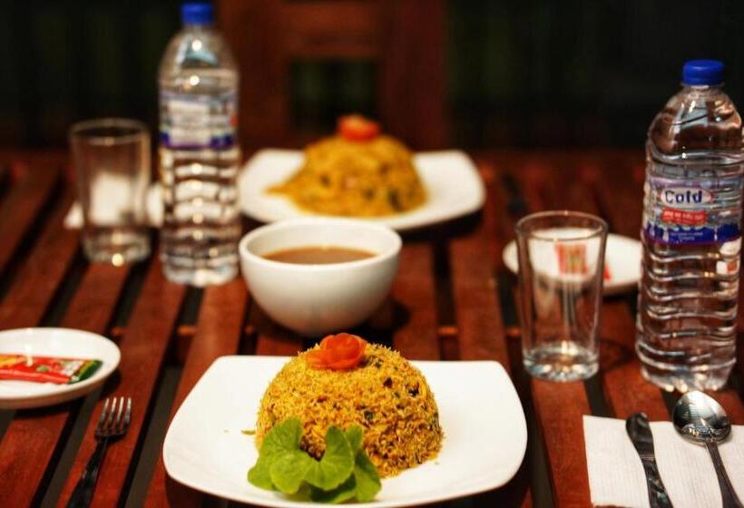 مبيت وإفطار Danu Resort