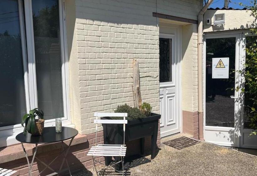 مبيت وإفطار Mini Studio Et Espace Extérieur