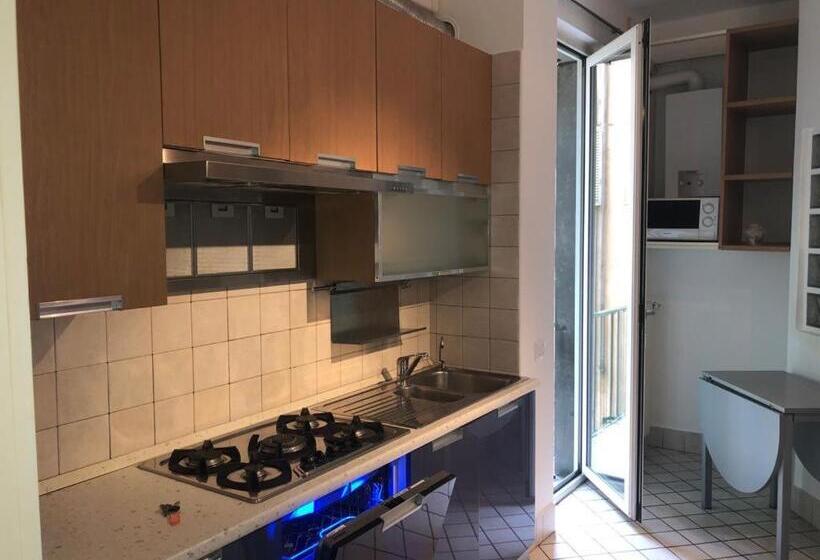 تختخواب و صبحانه Only Woman,we Only Accept Female Guests