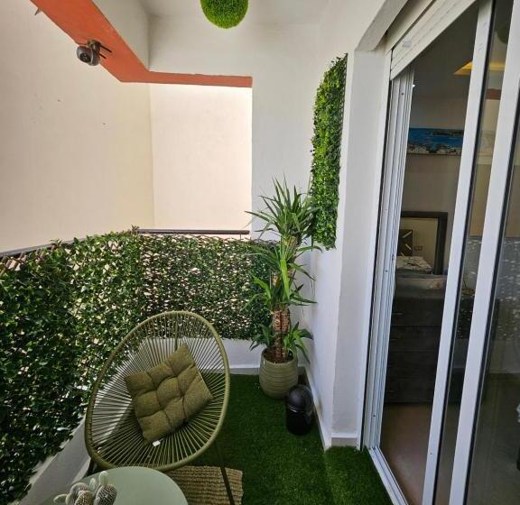 مبيت وإفطار Tangier Beach