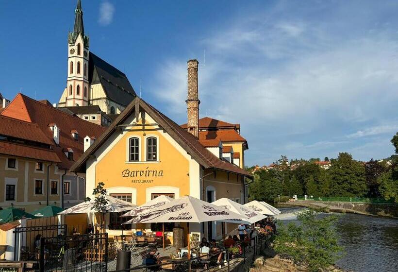 Boutique Hotel Barvirna