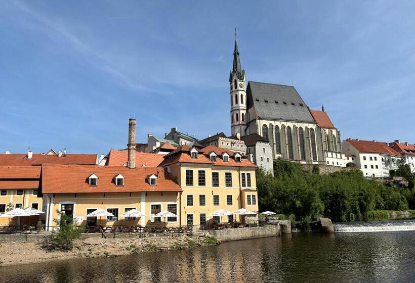 Boutique Hotel Barvirna