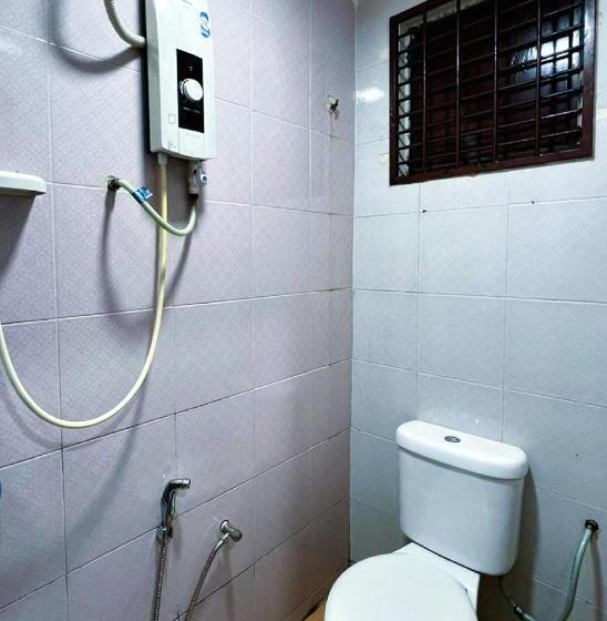 Damansara Damai Hotel  Dd