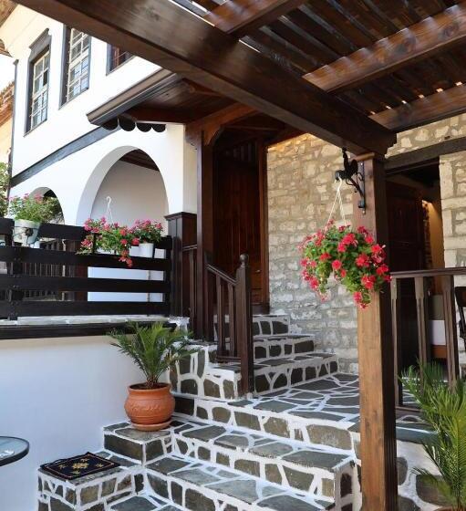 בית מלון כפרי Ador Boutique