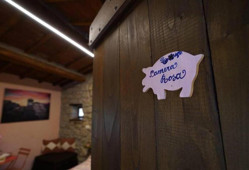 בית מלון כפרי Agriturismo Podere Asche