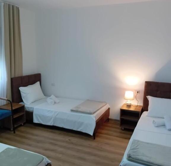 Отель & Bar Restorant Dragobia