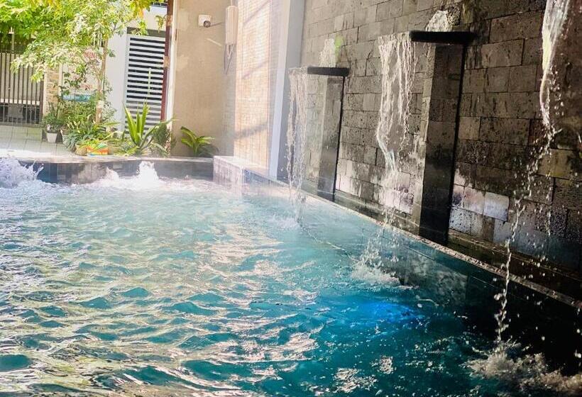 هتل Cleopatra Homestay &villa