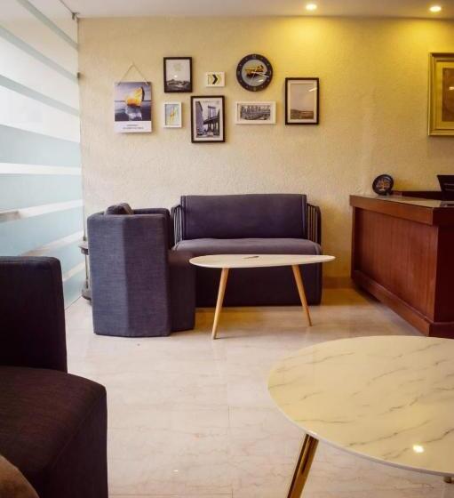 Отель D M International Guest House