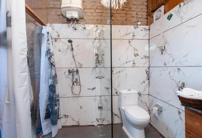 ホテル Ganghar Tnt