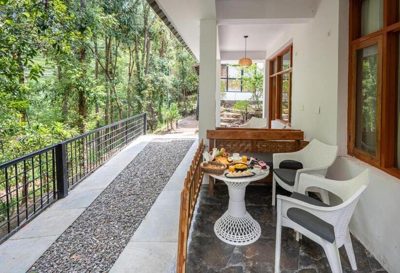 ホテル Ganghar Tnt