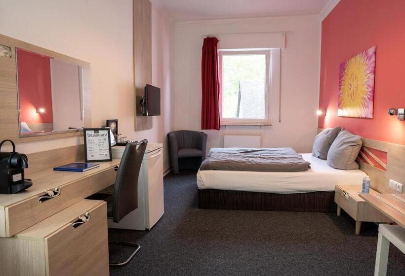 ホテル Honeybee Properties Mosel