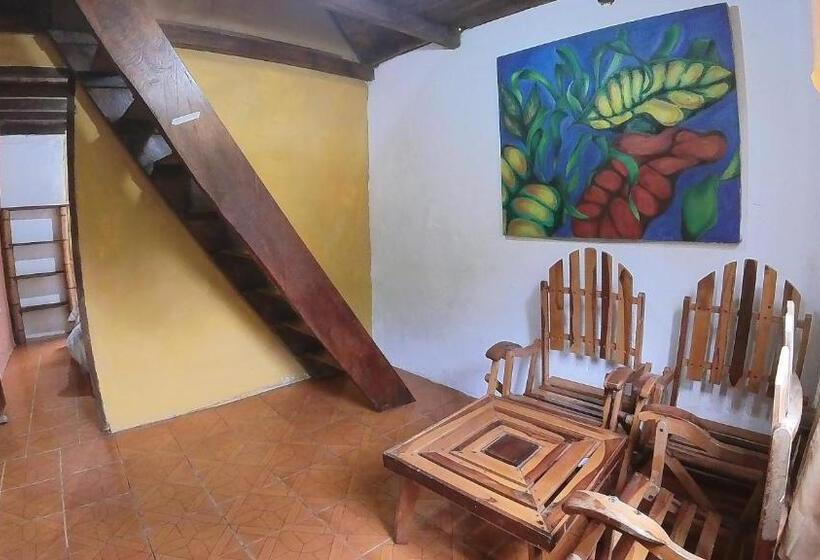 هتل Hosteria Rio Verde