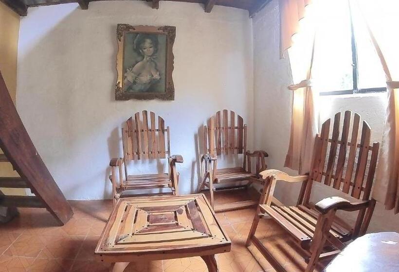 هتل Hosteria Rio Verde