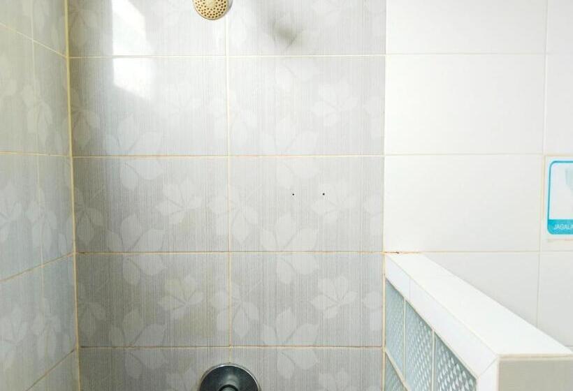 فندق Khansa Village Syariah