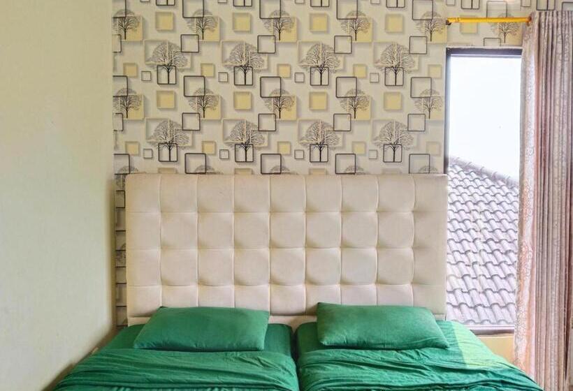 فندق Khansa Village Syariah