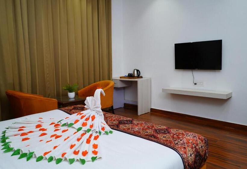 Отель Mayflower