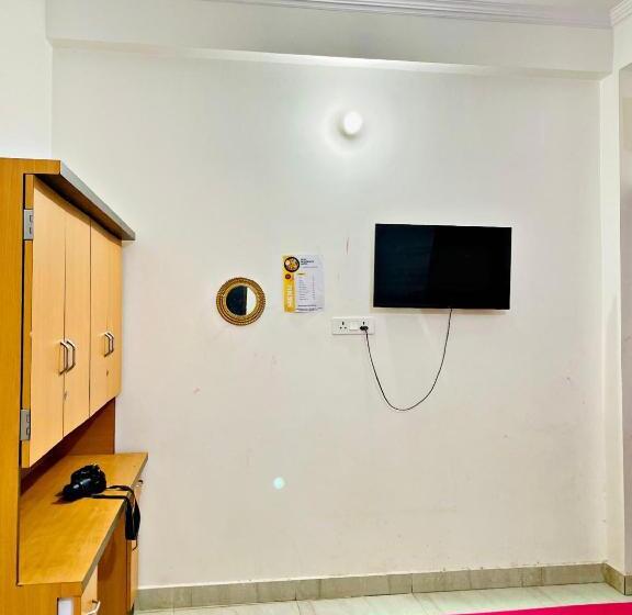 فندق New Residency Hotal