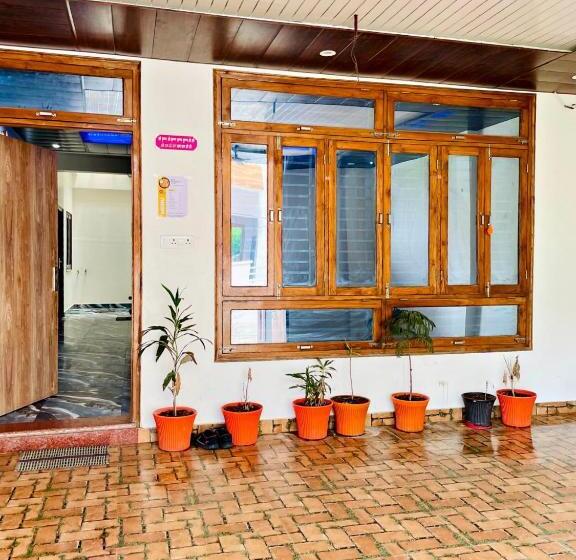 فندق New Residency Hotal