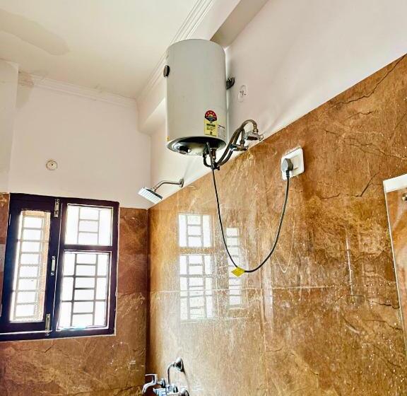 فندق New Residency Hotal