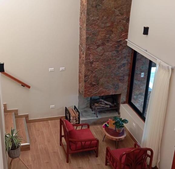 هتل Oro Andino Lodge