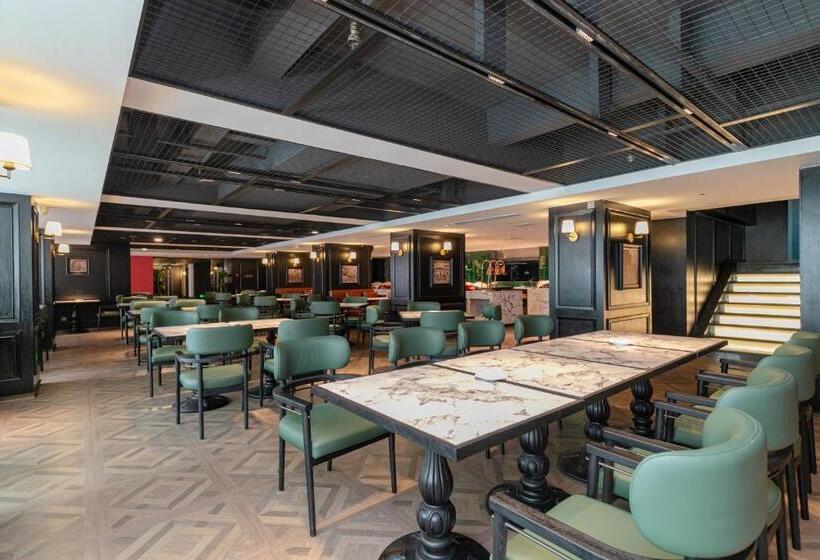 ホテル Presidential Palace