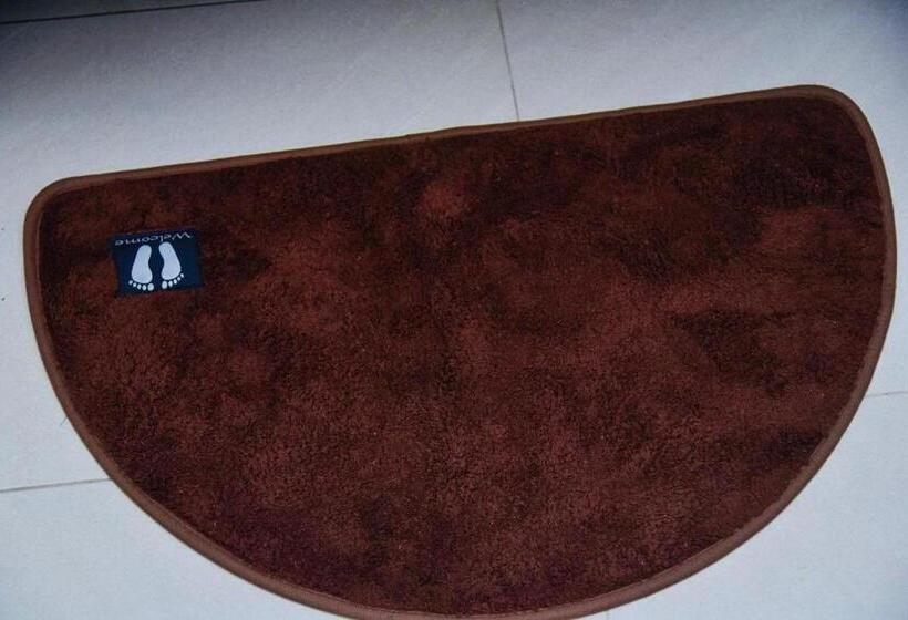 ホテル The White House Resort