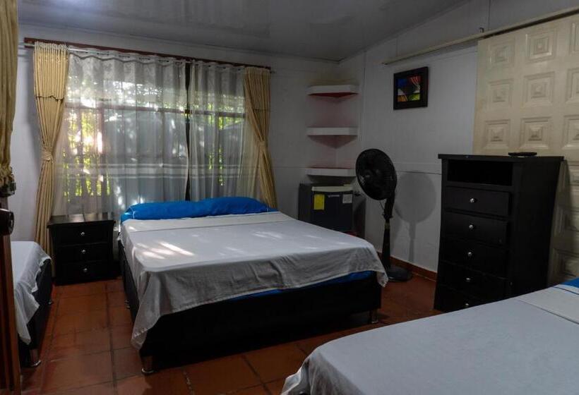 בית מלון כפרי Villa Sara San Miguel