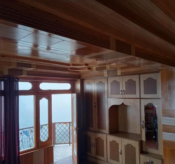 Отель Winter Peak Guesthouse Saryo