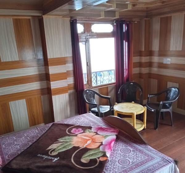 Отель Winter Peak Guesthouse Saryo