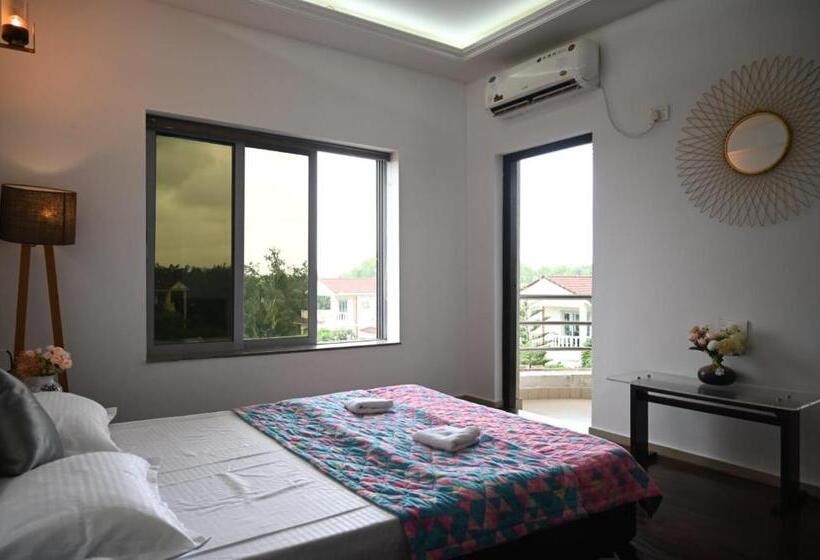 Luxurious Riverfront  9min From Morjim Beach Span Suites And Villas