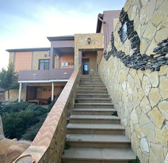 פנסיון Baku Eagle House