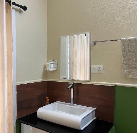 ペンション Brothers Guest House