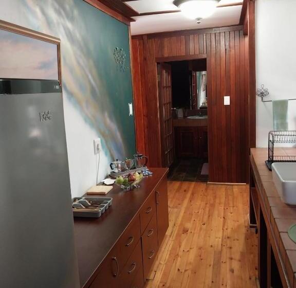 بنسيون De La Grace