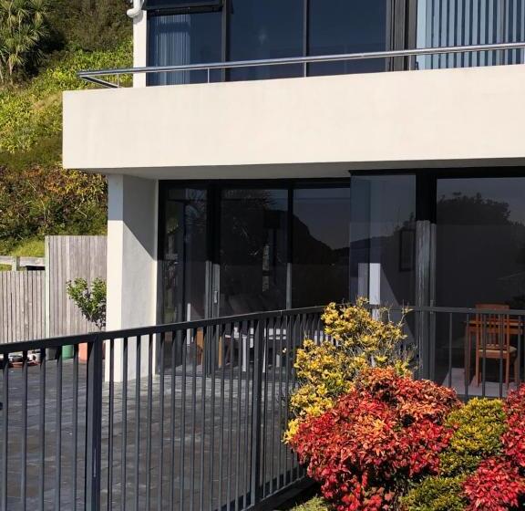 膳宿费 Guest Suite With Sea Views And Thermally Heated Hot Tub