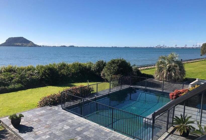 膳宿费 Guest Suite With Sea Views And Thermally Heated Hot Tub